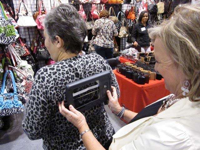 me scanning a ladies shirt