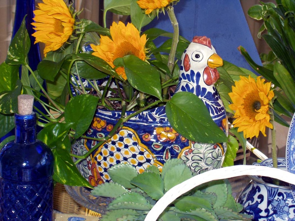 Kathy Peterson XCU of table decor with sunflowers